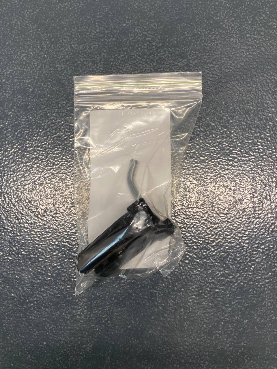 Крючок 38 мм